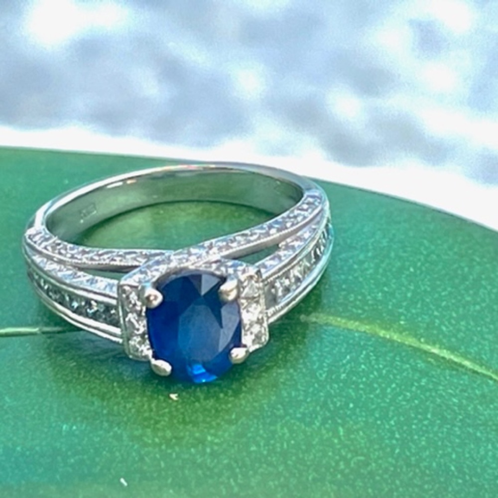 18K Sapphire & Diamond Cocktail Ring Size 3.75